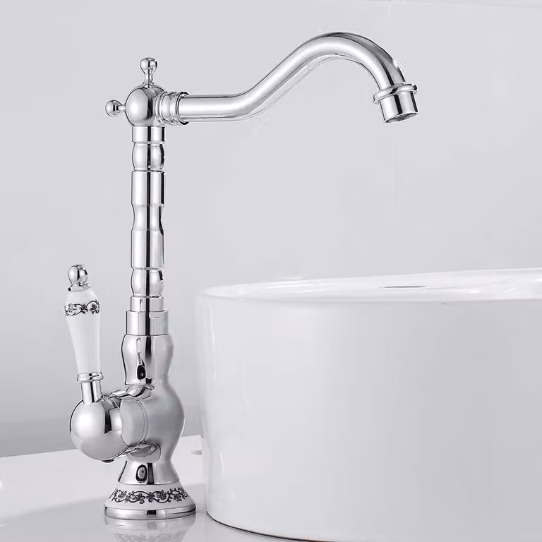 Miscelatore per lavabo in stile retrò, girevole a 360°, cromato, con bocchetta alta