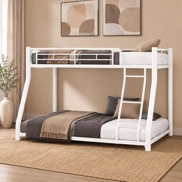 Letto a castello Mivray in metallo bianco con scala e doghe rigide per camerette moderne