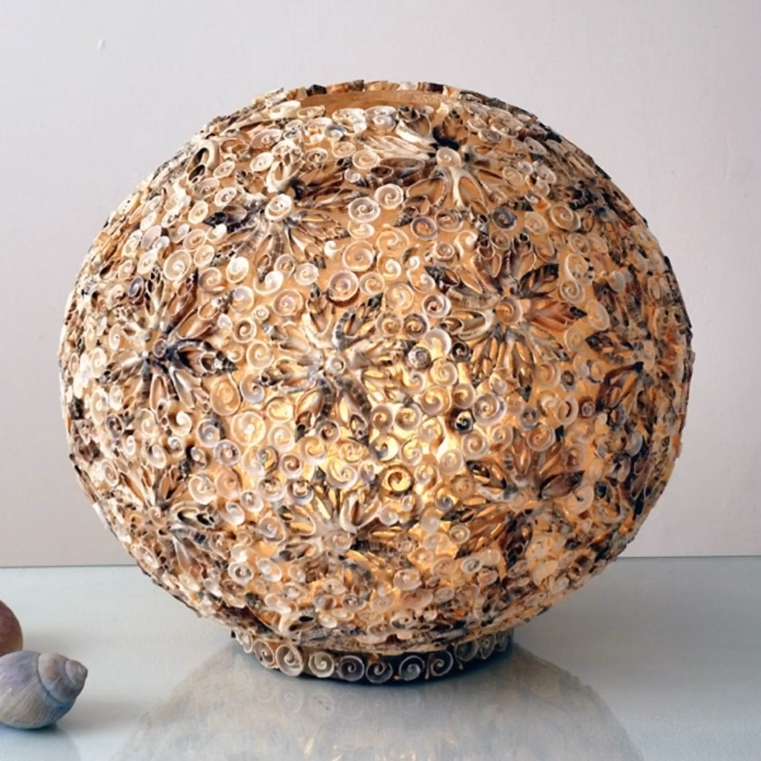 Holländer Lampada da tavolo MUSCHELBALL, Crema / Ambra, Soggiorno / Sala da pranzo, Plastica, Moderno, Lampada da tavolo
