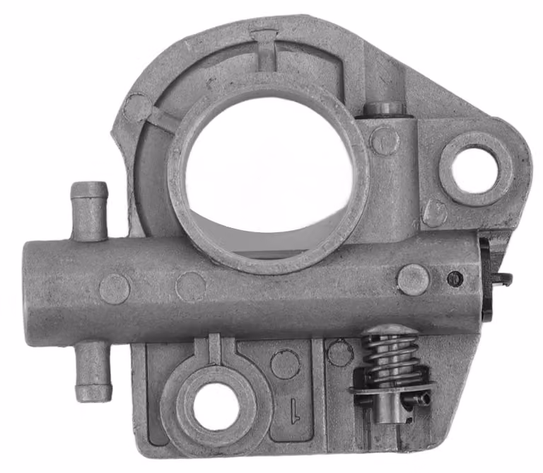 Pompa dell'olio per motosega CS3050, CS3400, CS3450, GC34, CS34, CS341, CS345, CS346. Materiale: alluminio e ferro. Ricambio, codice: 43700239130