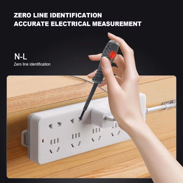 Tester di tensione magnetico 2-in-1 con cacciavite