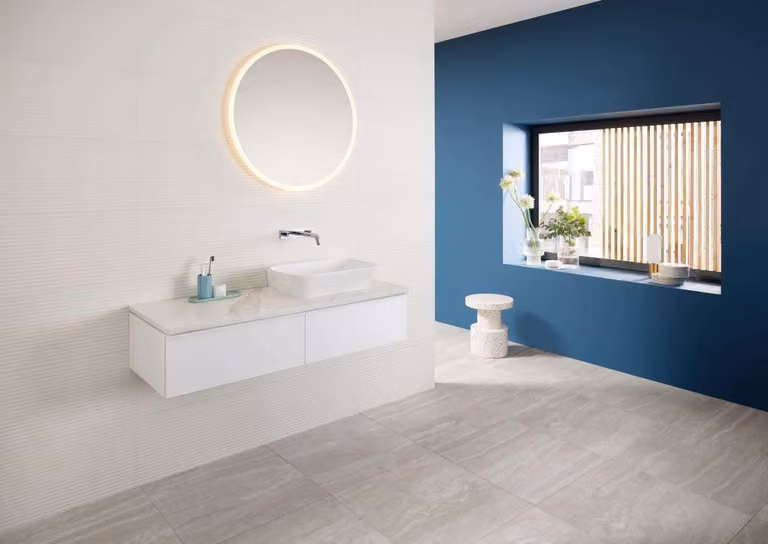 Geberit ONE Plaque de lavabo, découpe à droite, pour lavabo à poser en forme de coupe, grès cérame, 120x2x47cm, 505.145.00.1, 505.145.00.1