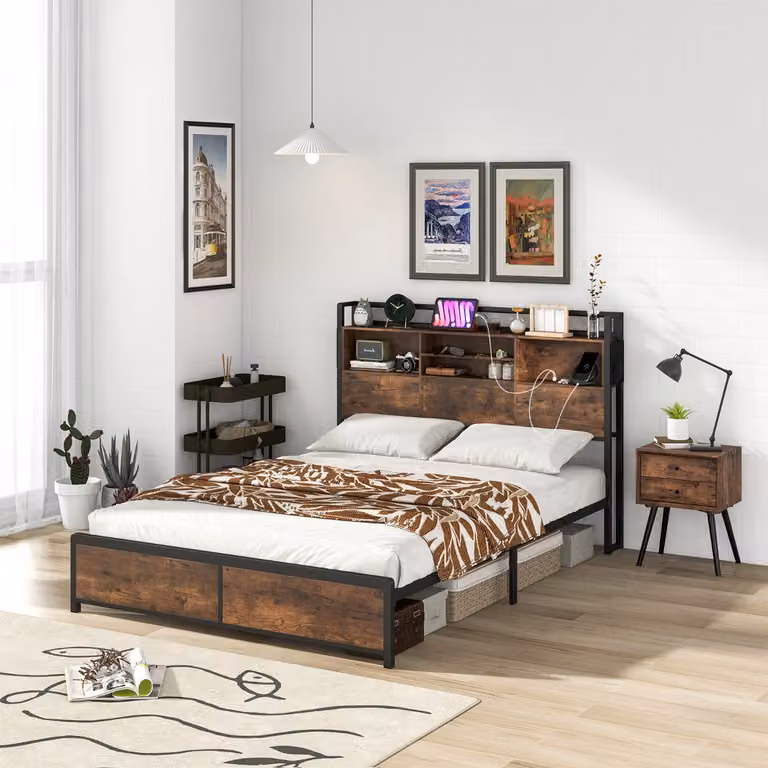 Letto a piattaforma moderno Costway in metallo marrone con testiera contenitore, ripiani laterali e stazione di ricarica USB, L/P/H: 223 x 143 x 112 cm