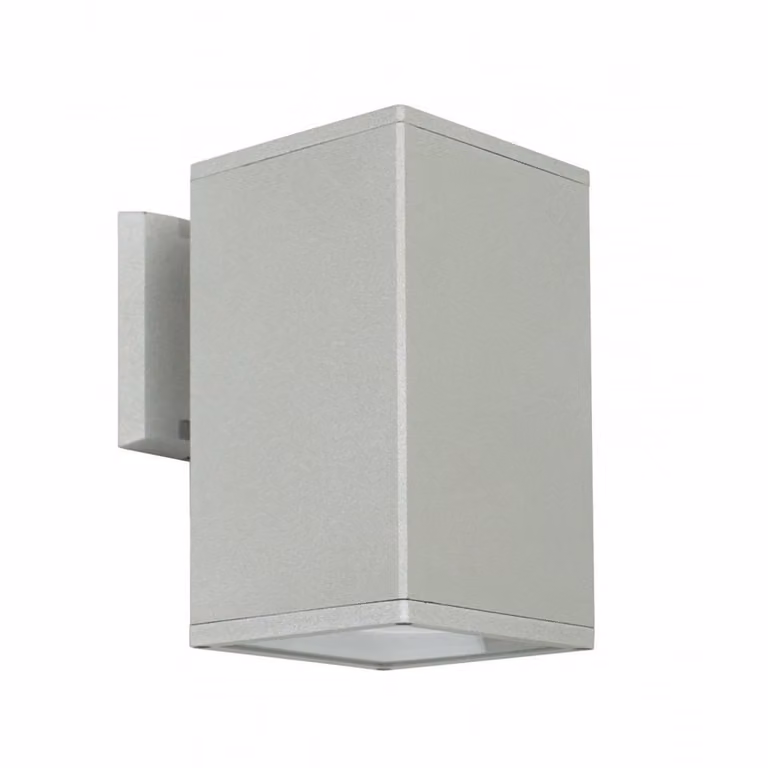 Lampada da parete esterna, dimensioni 20x12 cm, 1 attacco E27, colore argento, grado di protezione IP54, modello SU-MA 8002 AL