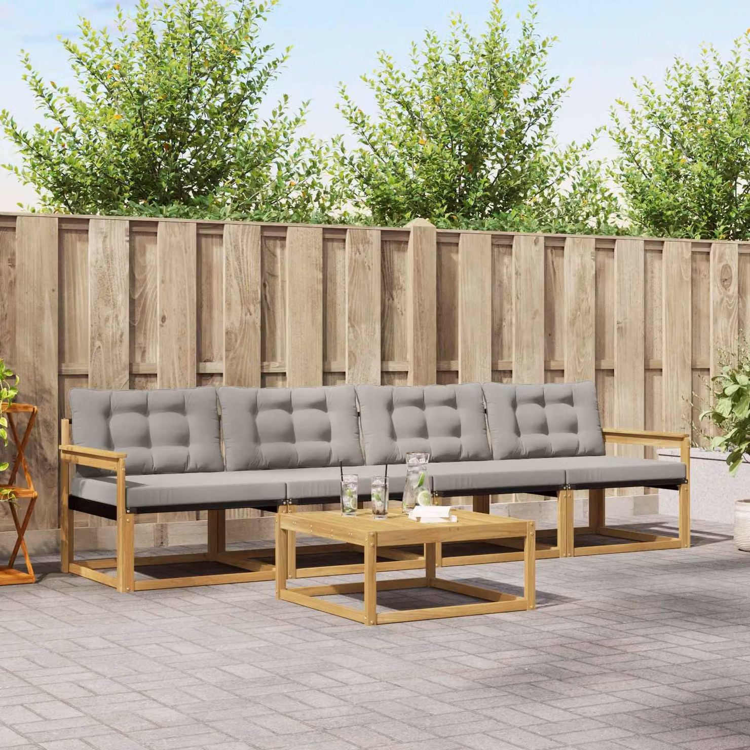 Set di divani da esterno vidaXL 5 pezzi in legno di acacia con tavolino e cuscini, Bianco e Grigio