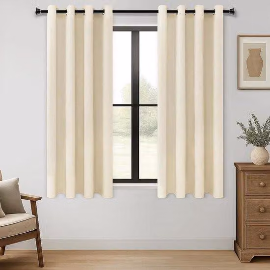 Tende oscuranti beige a goccia 63, 140 x 160 cm, per soggiorno e camera da letto.