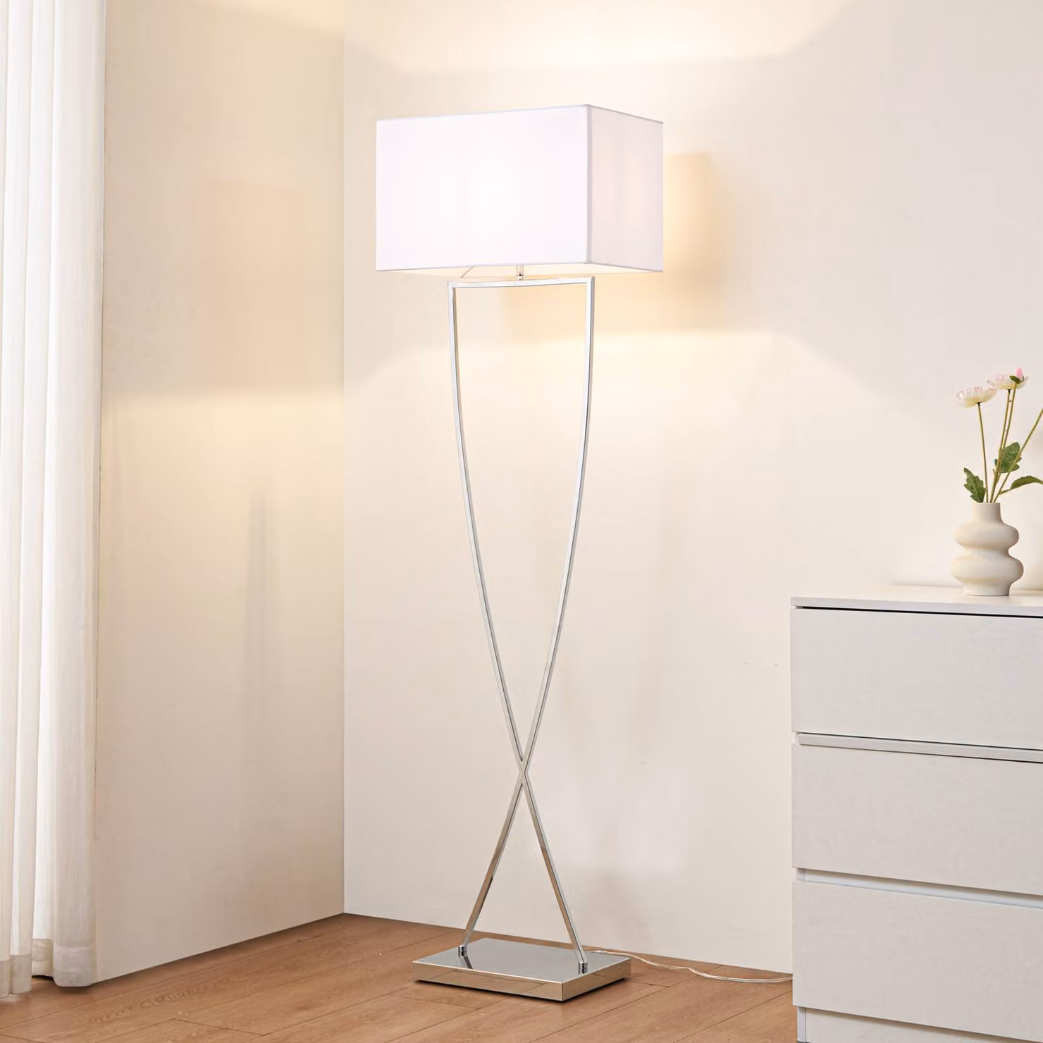 Lampada da terra Evaine Lucande, Bianco / Opale, Soggiorno / Sala da pranzo, Metallo, Moderno, Lampada da terra