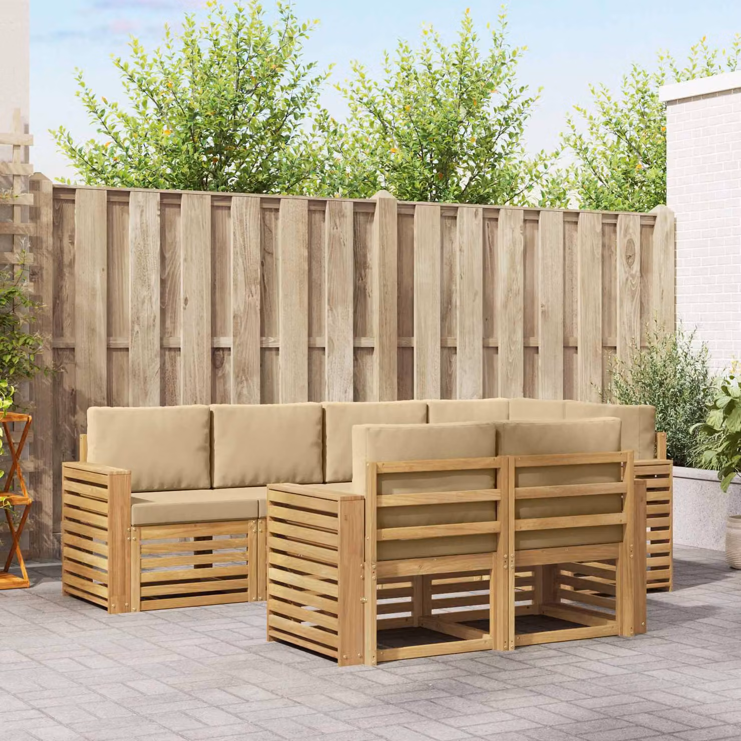 Set di divani da esterno vidaXL 7 pz a forma di L in legno di acacia con cuscini Bianco e Beige