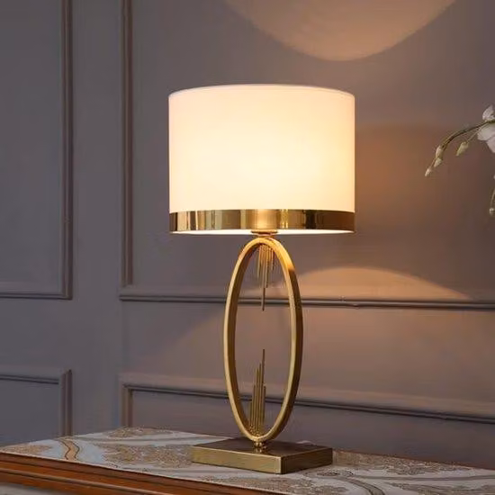 Lampada moderna con attacco E27 e paralume in tessuto – Illuminazione elegante per camera da letto e soggiorno – Colore: nero