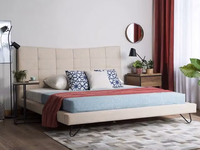 Letto matrimoniale Beliani beige in tessuto di poliestere con testiera trapuntata e doghe, L/P/H: 160 x 200 x 117 cm