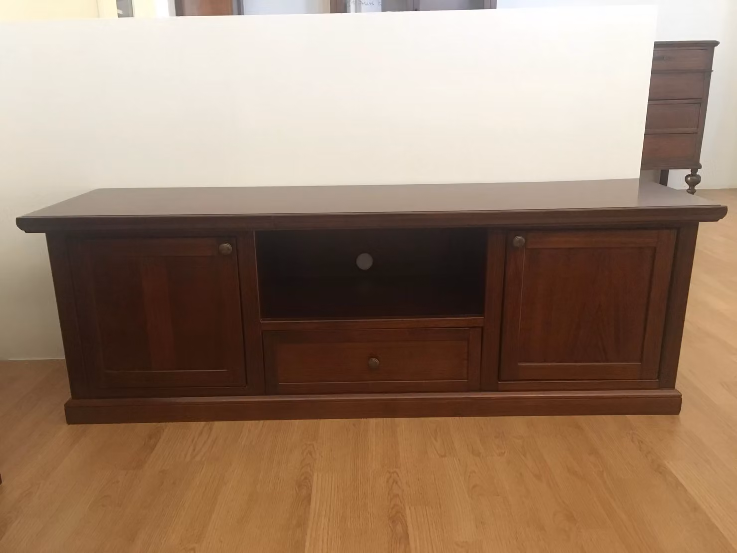 Porta TV in legno stile arte povera color noce Mobili2G L: 160 cm, P: 45 cm, H: 56 cm – 4