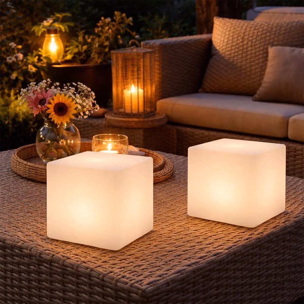 2 lampade solari a LED, a forma di cubo, LxH 20x20 cm