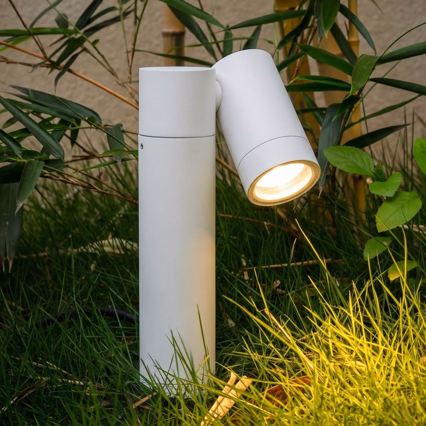 Faretto con picchetto PRIOS Tulimar, a 1 fascio, bianco, IP65 Tulimar PRIOS, dimmerabile, Bianco / Opale, Alluminio, Moderno