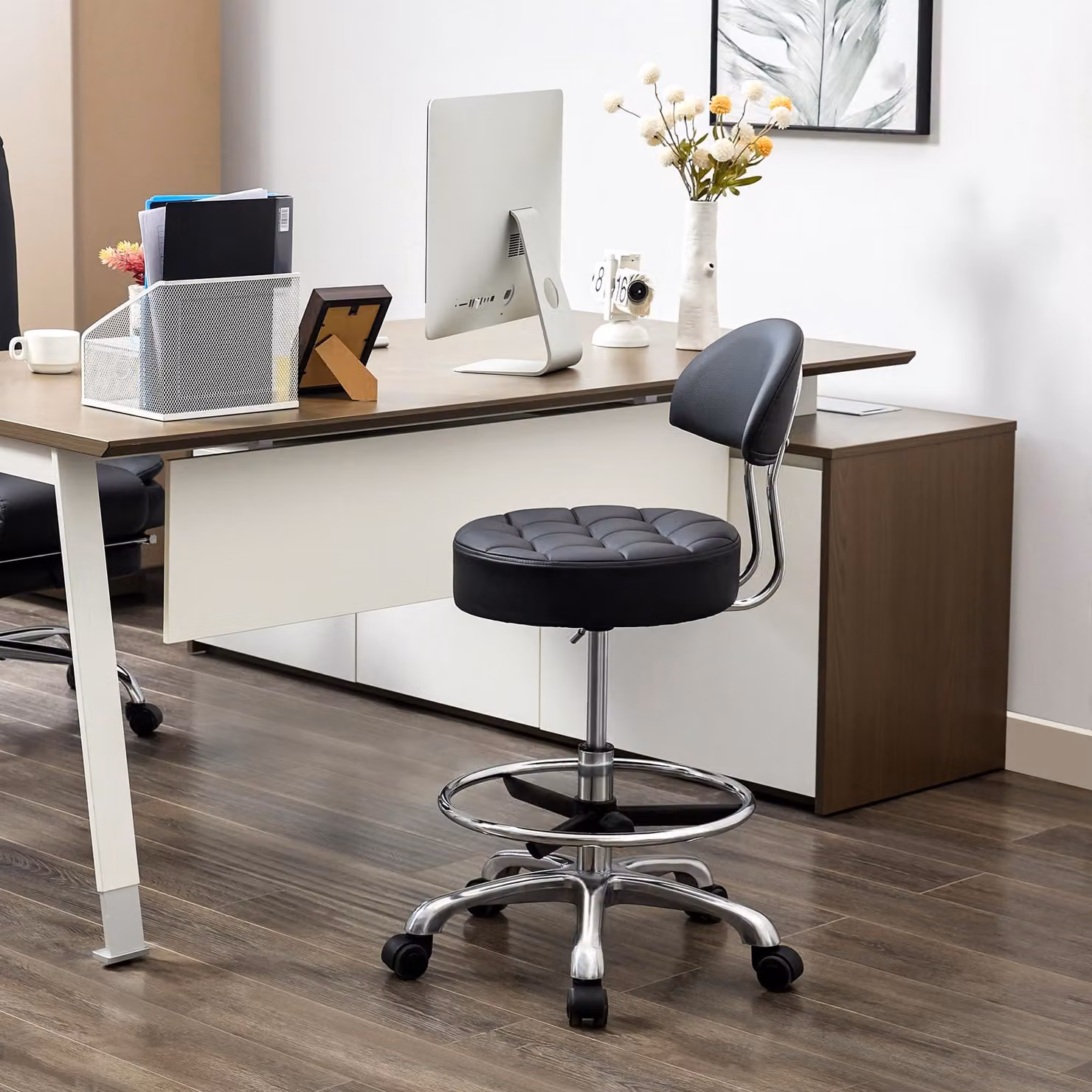 Sedia da lavoro ergonomica con altezza regolabile