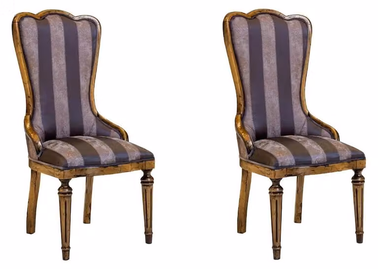 Eleganti sedie da pranzo, design moderno e classico, colore oro e bianco, comfort, stabilità