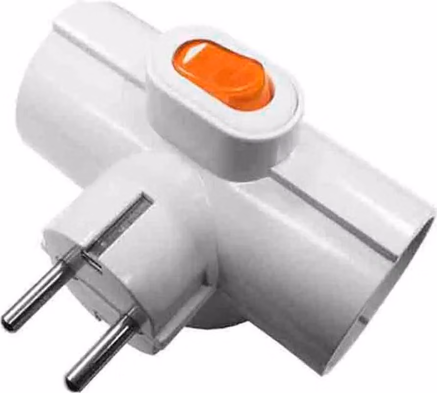 Presa tripla con interruttore 16A R40067