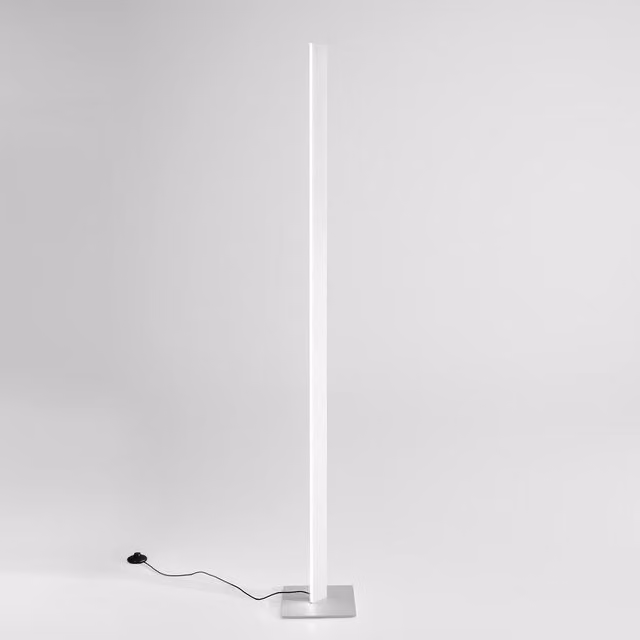 Gea Eartha Piantana LED Dimmerabile in Metallo Bianco per Lettura e Soggiorno