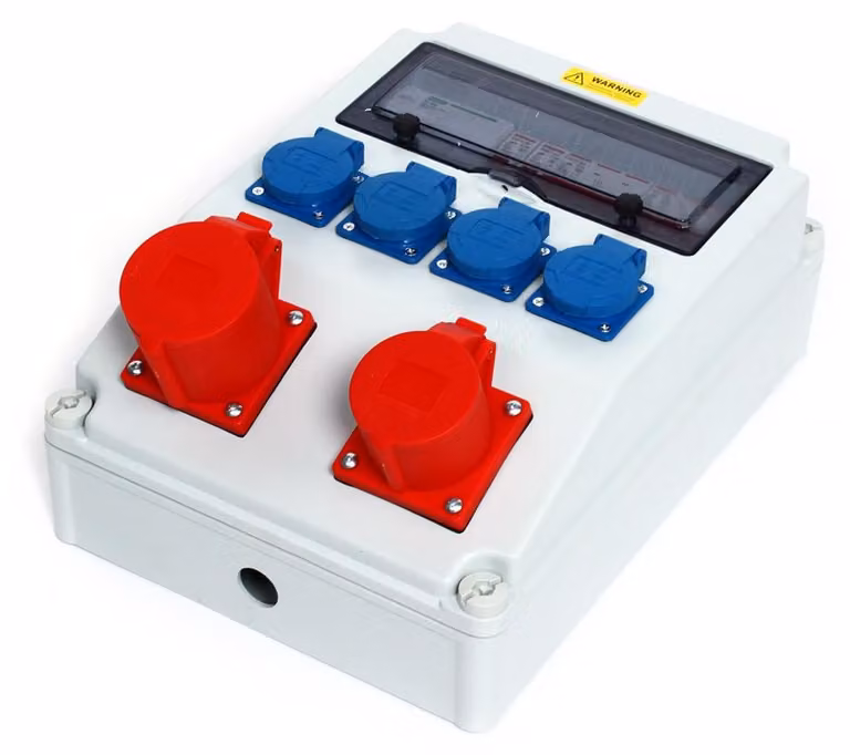 Pannello di distribuzione elettrico da 16A e 32A - Grado di protezione IP44 (resistente agli agenti atmosferici) - Materiale: ABS - Adatto per montaggio a parete e per applicazioni edili
