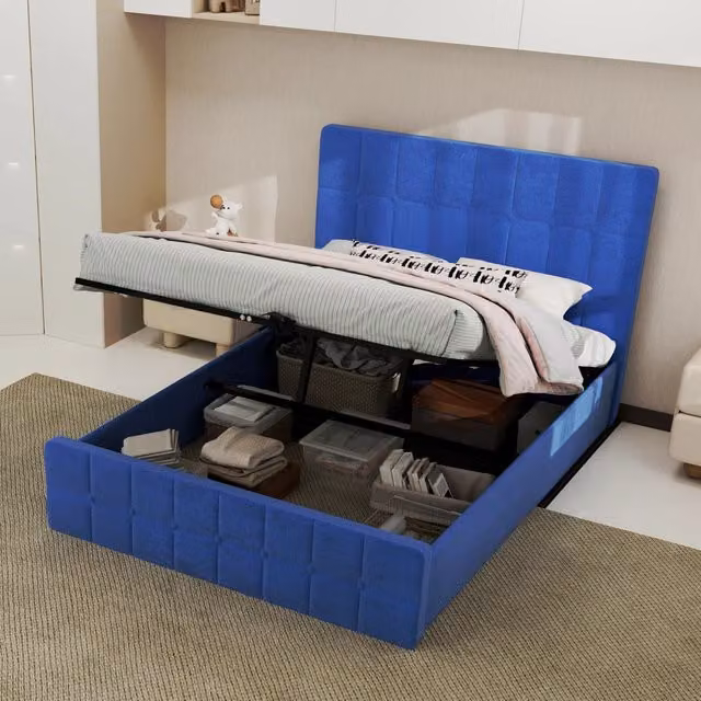 Letto matrimoniale 140 × 200 cm in velluto blu con testiera imbottita a griglia e bottoni decorativi