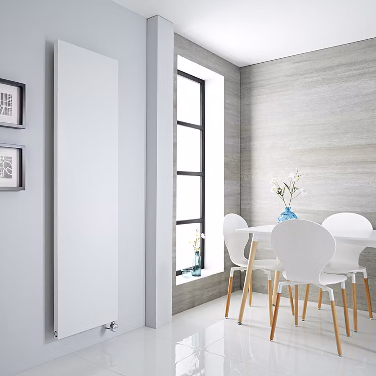 Radiatore Verticale Elettrico di Design Bianco - 1000W - 1800 x 500mm - Arch