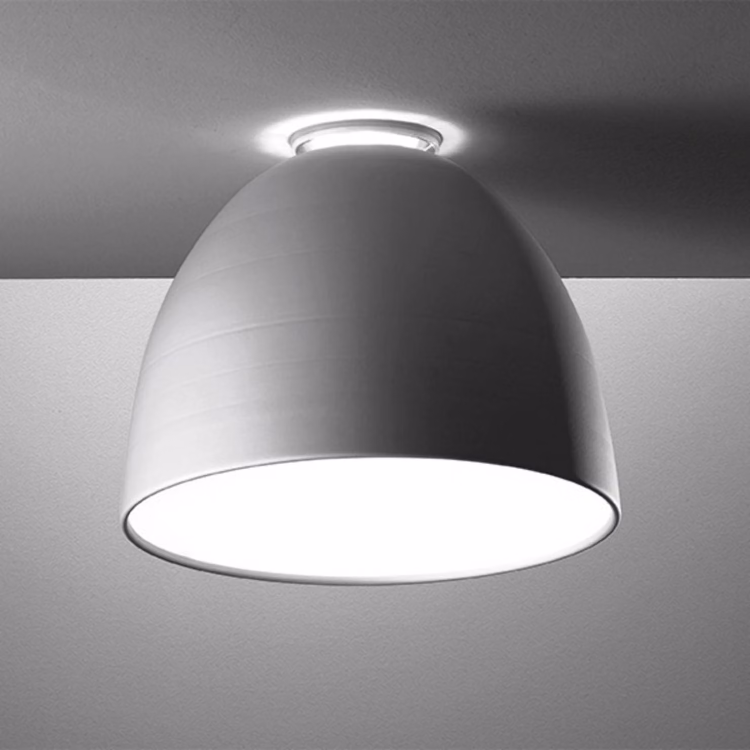 Artemide Plafoniera di design Nur Mini, dimmerabile, Alluminio / Grigio / Zincato, Soggiorno / Sala da pranzo, Alluminio, Design, Plafoniera