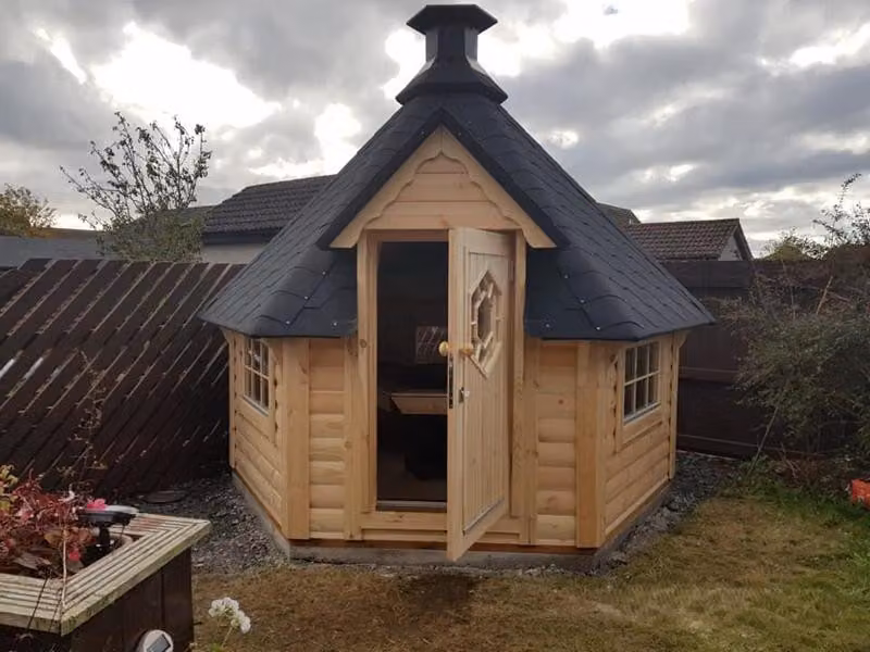 Grillhütte Grillkota Grill Cabin 7.0 m² Grillhaus Grillhütte mit Feuerstelle