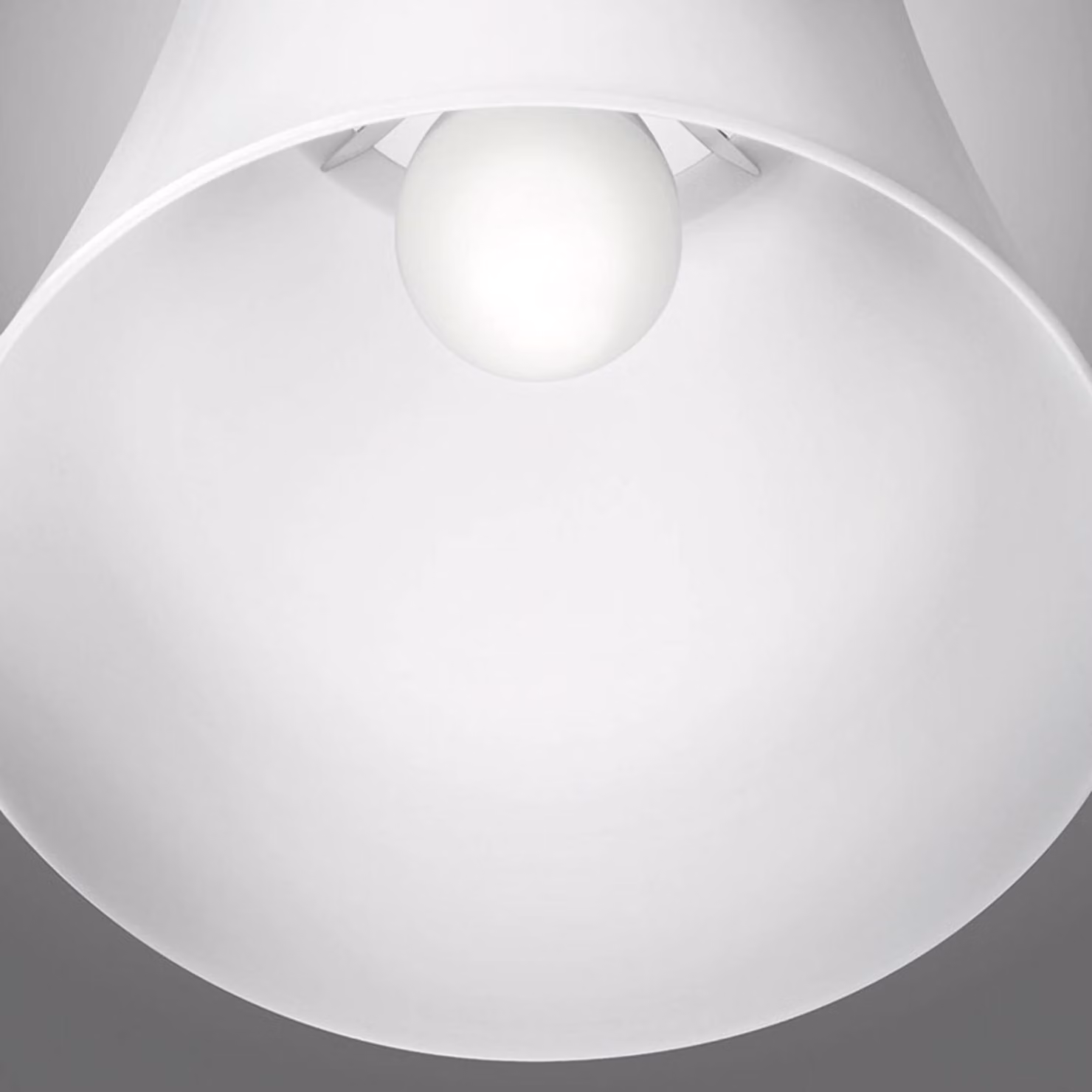 Foscarini Lampada a sospensione Birdie piccola, dimmerabile, Bianco / Opale, Soggiorno / Sala da pranzo, Plastica, Design, Lampada a sospensione