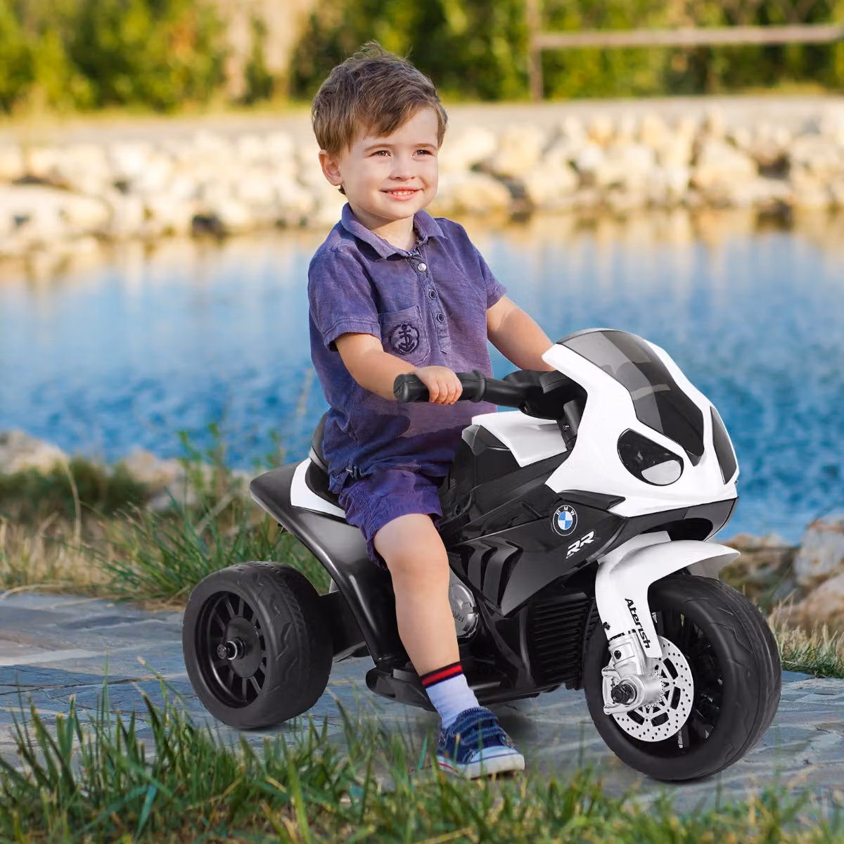 Moto cavalcabile Costway per bambini con batteria da 6 V, motocicletta a 3 ruote con musica, colore nero