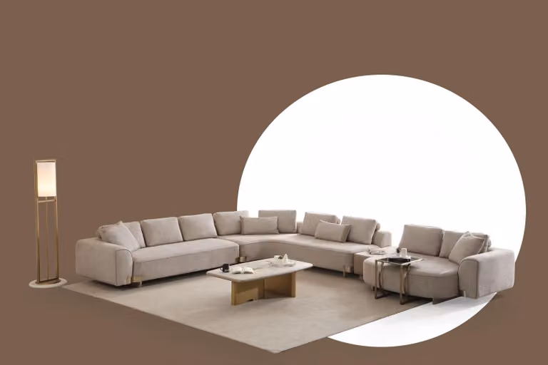 Elegantes Beige U-Form Ecksofa aus Textil und Holz