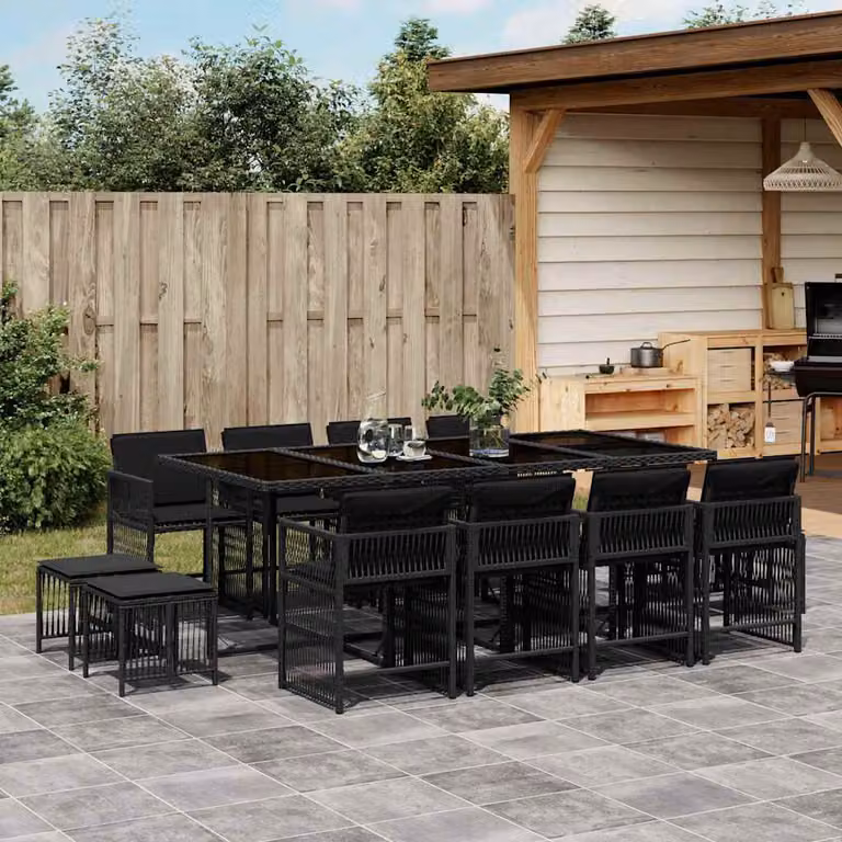 Set da pranzo da giardino vidaXL in polyrattan nero con cuscini e tavolo in vetro, 13 pezzi
