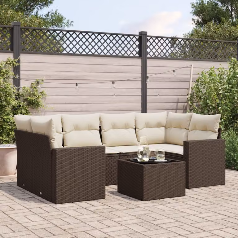 vidaXL Set Divano da Giardino a L 7pz in Polyrattan Marrone con Cuscini Bianchi e Tavolino