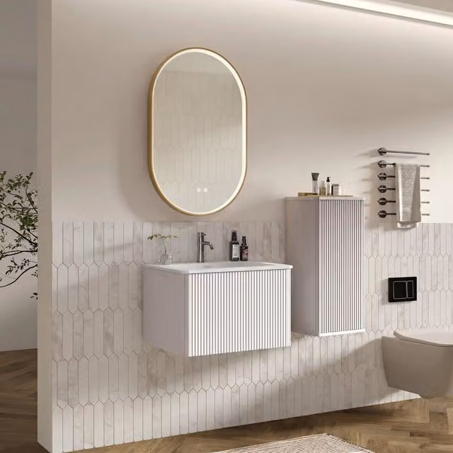 Set mobile bagno bianco con lavabo, colonna laterale e specchio LED ovale