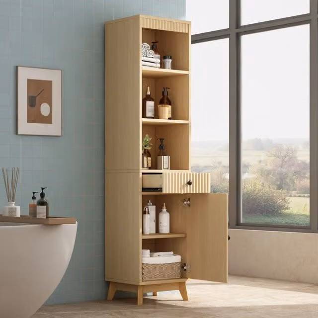 Armadietto da bagno alto con anta reversibile, cassetto e vani aperti, frontali scanalati, in MDF, effetto legno naturale