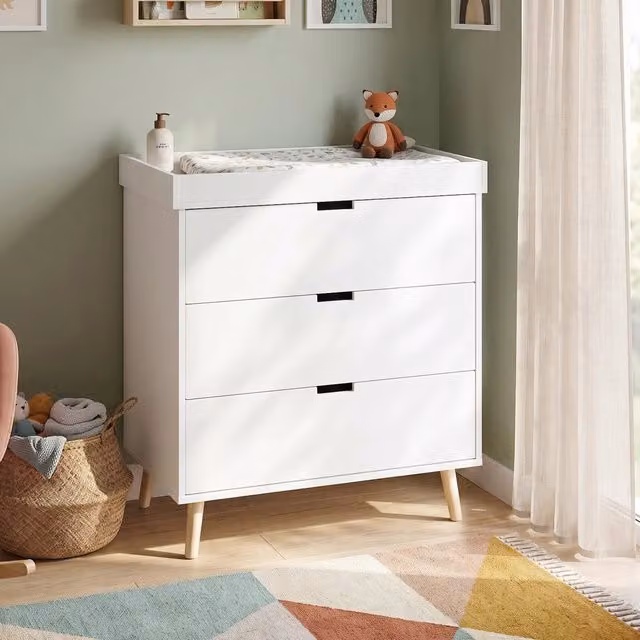 Cassettiera con piano fasciatoio rimovibile in stile scandinavo en.casa, Bianco, L: 92 cm, P: 50 cm, H: 84 cm – 1
