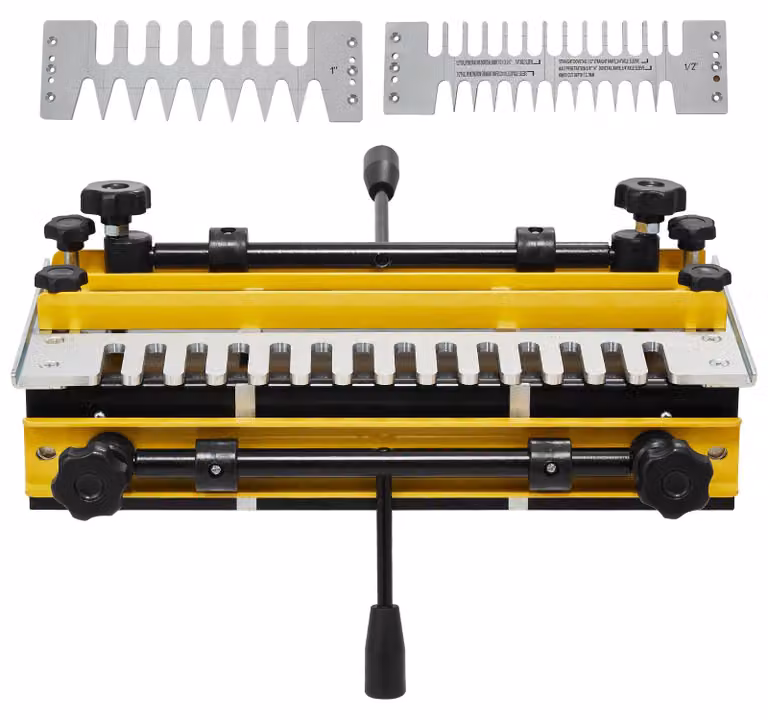 Macchina fresatrice a zanche SucceBuy, con una larghezza di lavoro di 31 cm, dotata di 4 teste fresanti e 3 guide, per un allineamento preciso delle giunzioni a zanche, ideale per la produzione di mobili e armadi