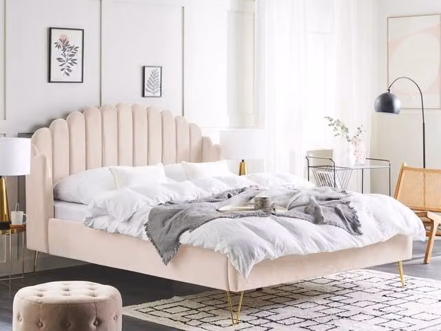 Letto con rete in velluto beige 160 x 200 cm gambe in metallo testata retro capitonné