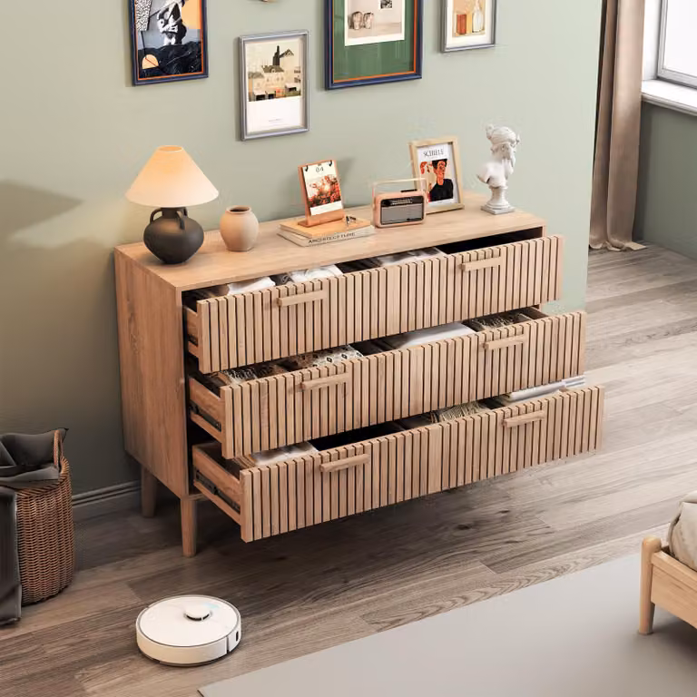 Cassettiera ProximaX in legno naturale con 6 cassetti: design moderno e verticale, grande capacità di contenimento e stile minimalista.
