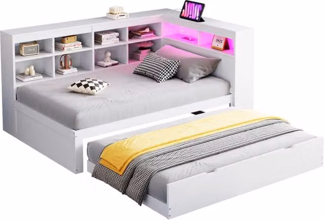 Letto divano singolo Tynqer bianco con letto estraibile, porte USB, luci LED e mensole laterali, L/P/H: 90 x 200 x 116 cm – 1
