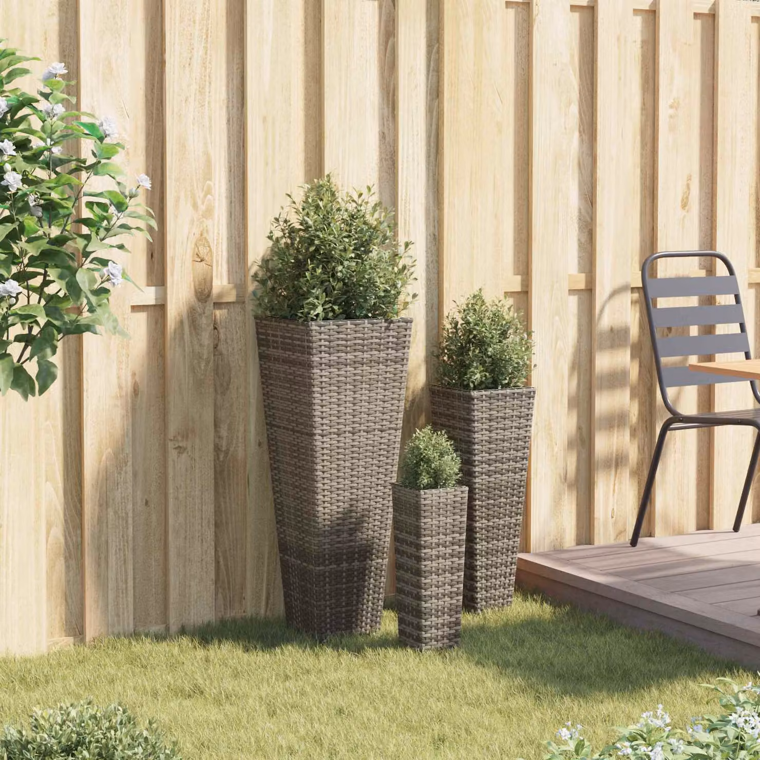 Set da esterno vidaXL composto da 3 vasi decorativi in metallo grigio, L/P/H: 30 x 30 x 80 cm