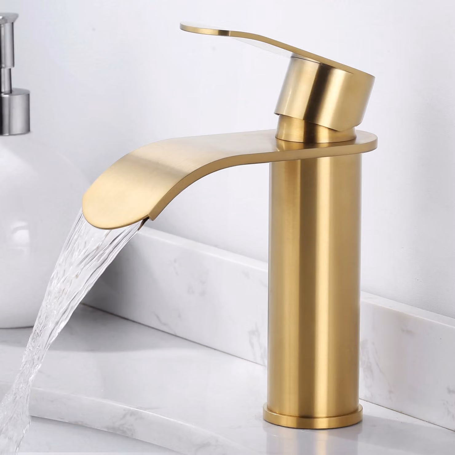 Miscelatore monocomando a cascata, in acciaio inossidabile, finitura oro