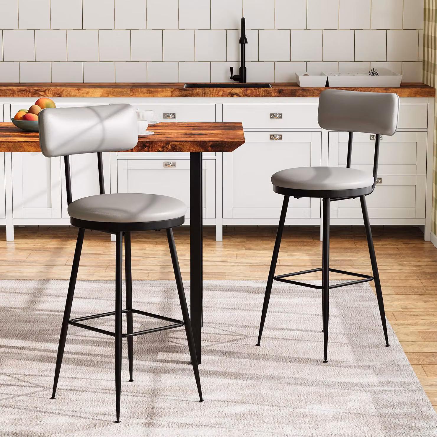 UnboxG Set di 2 sedie da pranzo moderne con gambe in metallo e Finto cuoio, sedie da pranzo senza tempo per ristorante, soggiorno e sala d'attesa, elegante stile medievale (grigio scuro)