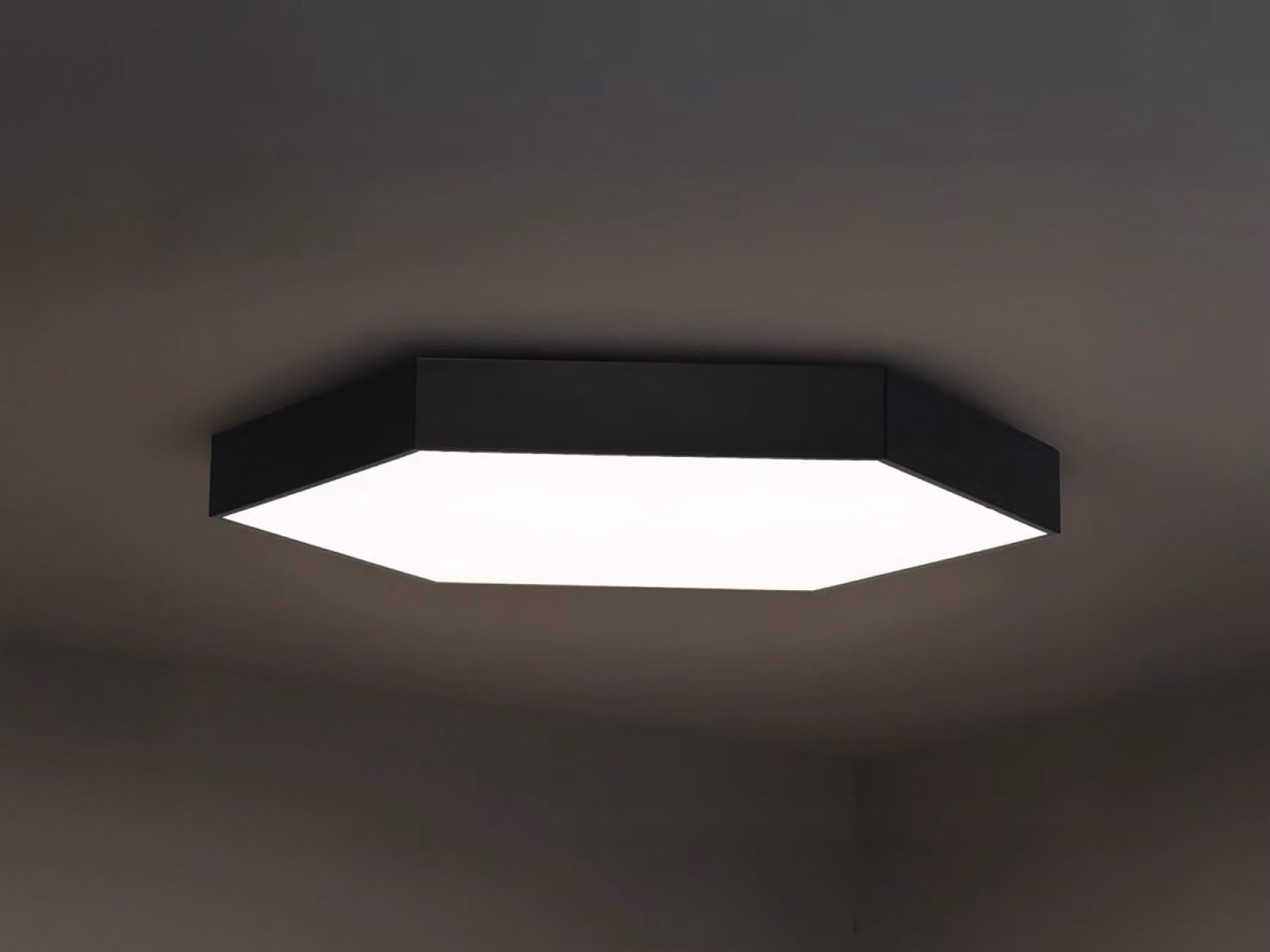 Lampada a LED da soffitto, 135W - Modello CL7332