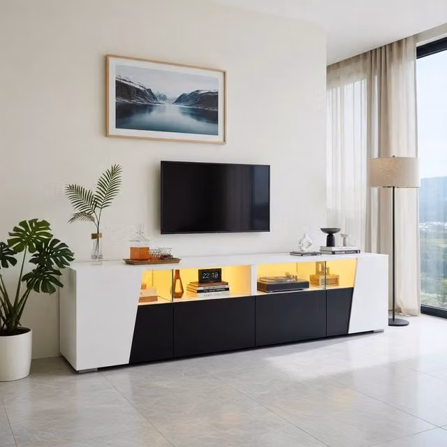Mobile TV moderno KOMHTOM in MDF e vetro lucido bianco e nero, L: 180 cm, P: 45 cm, H: 42,5 cm