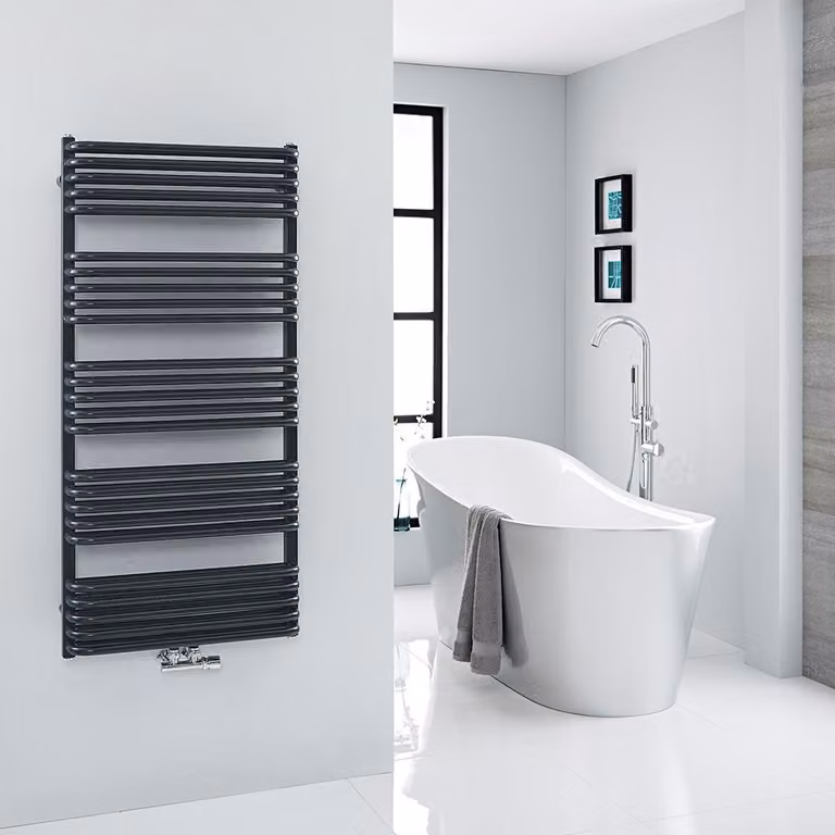 Scaldasalviette Nero ad Attacco Centrale - 1269 x 600mm - Arch