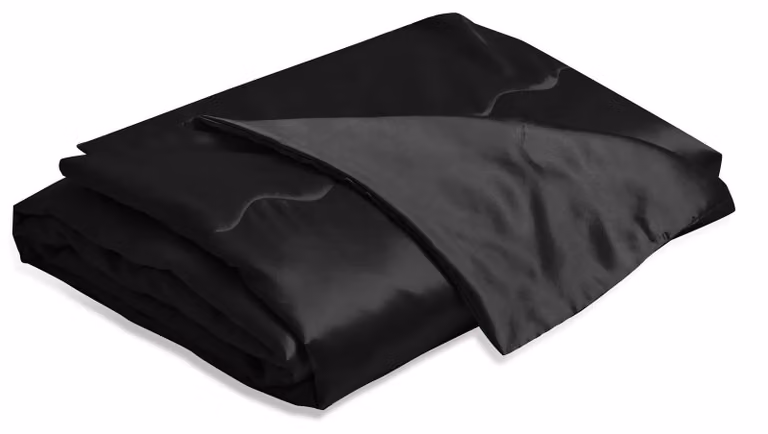 Coperta in raso, colore nero, 200x200 cm. Morbida e fresca, ideale per l'estate