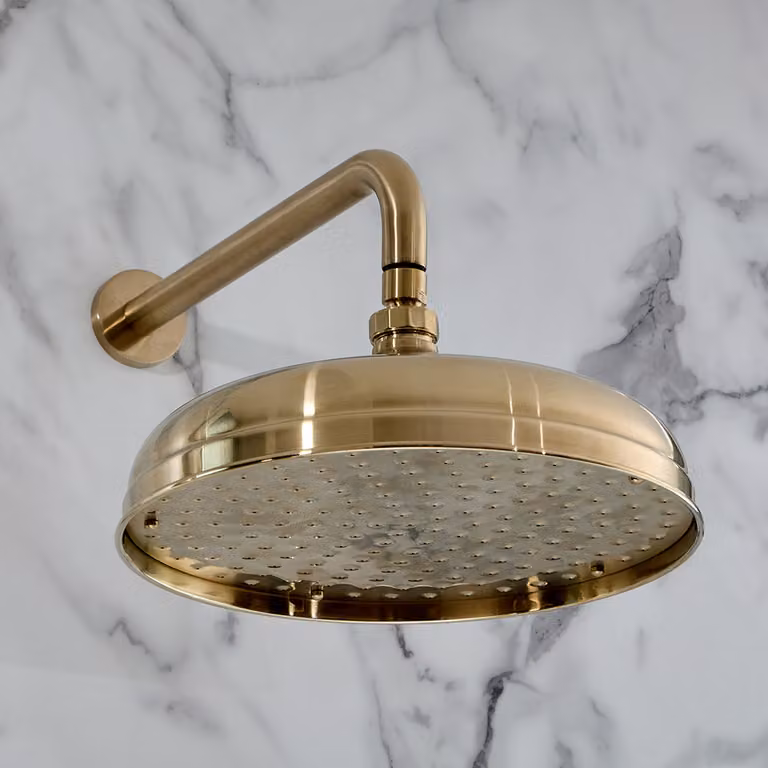 Soffione Doccia Tradizionale Circolare 300mm - Con braccio a parete - Finitura Oro Satinato