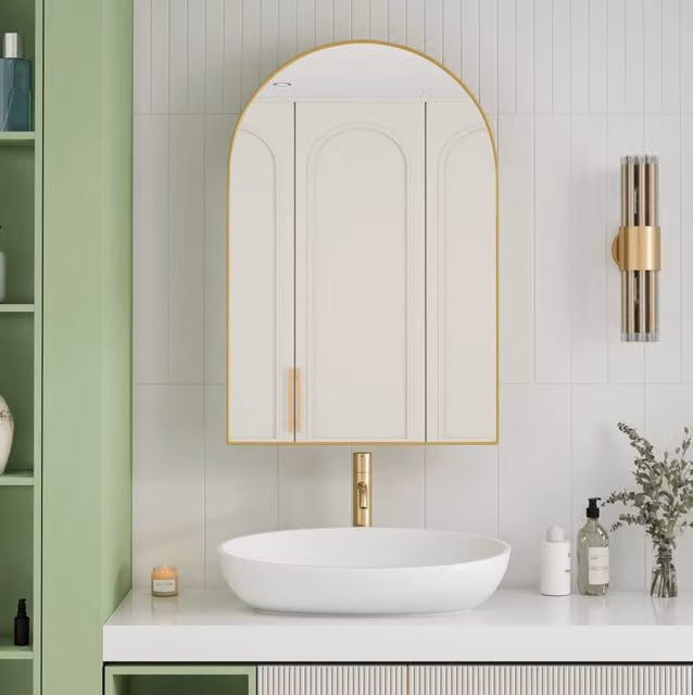 Armadietto a specchio MODFU con ante in vetro e struttura in metallo dorato e bianco, moderno e da appendere a parete