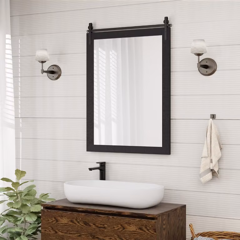 Specchio a parete rettangolare Costway in stile farmhouse con cornice in legno e staffa in metallo Nero, L: 56,0 cm, H: 76,5 cm