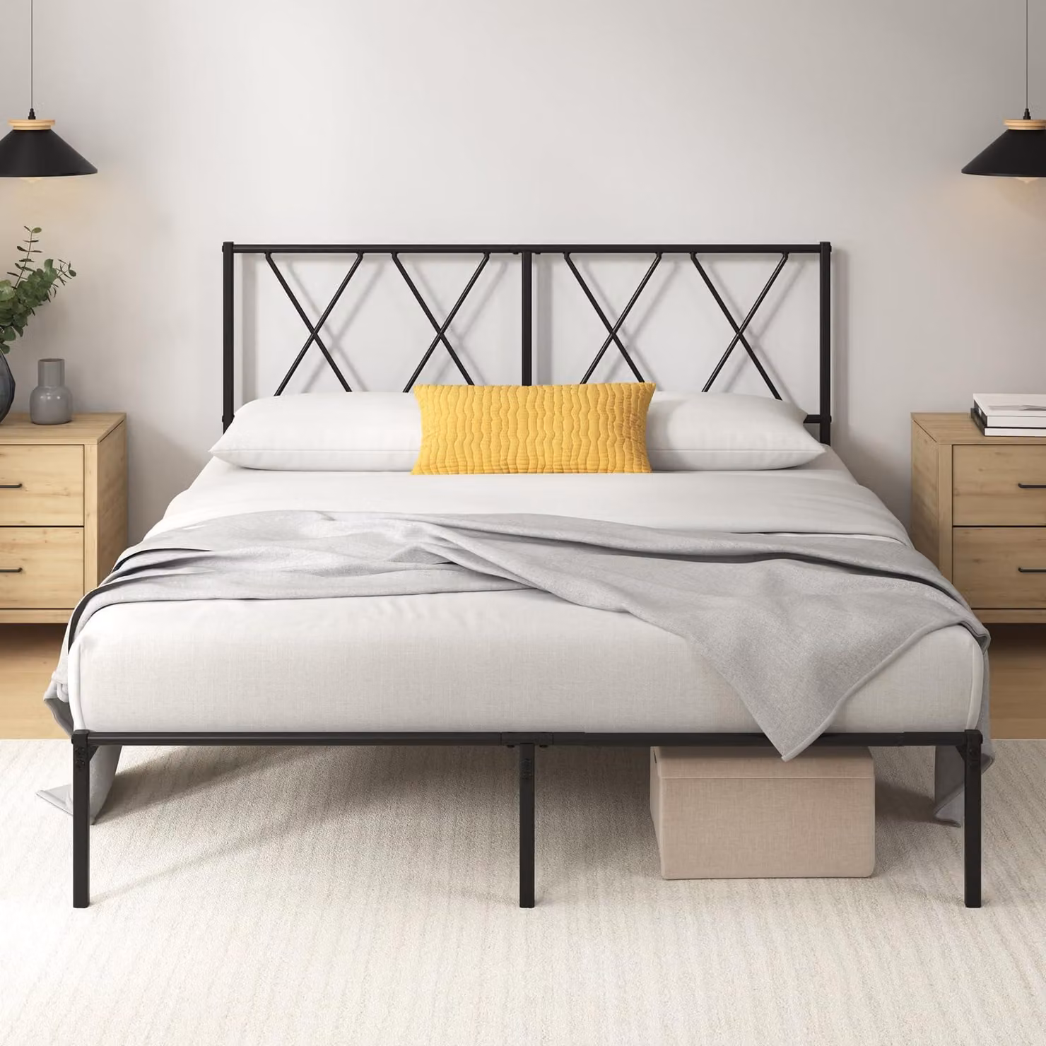 Letto in metallo 140x190 cm con rete a doghe, testiera, colore nero, altezza 30 cm