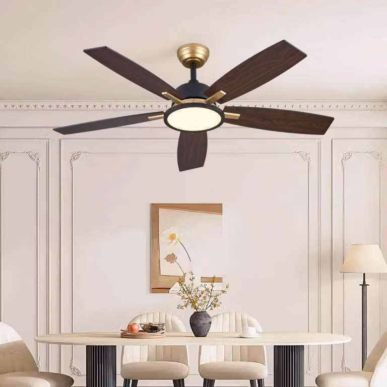 Ventilatore a soffitto ZELURXX con LED, diametro 132 cm (52 pollici), 5 pale in compensato, colore nero e oro, reversibile, con telecomando, 6 velocità, dimmerabile, silenzioso, adatto per l'estate e l'inverno